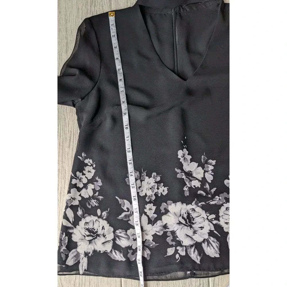 White House Black Market WHBM sz 2 Black Floral Choker Neck Blouse Top Career #6 - Picture 7 of 10